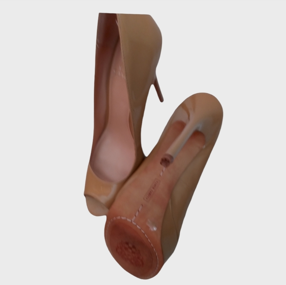 Vince Camuto Peep- Toe Platform Heels/Size9M - Picture 7 of 8